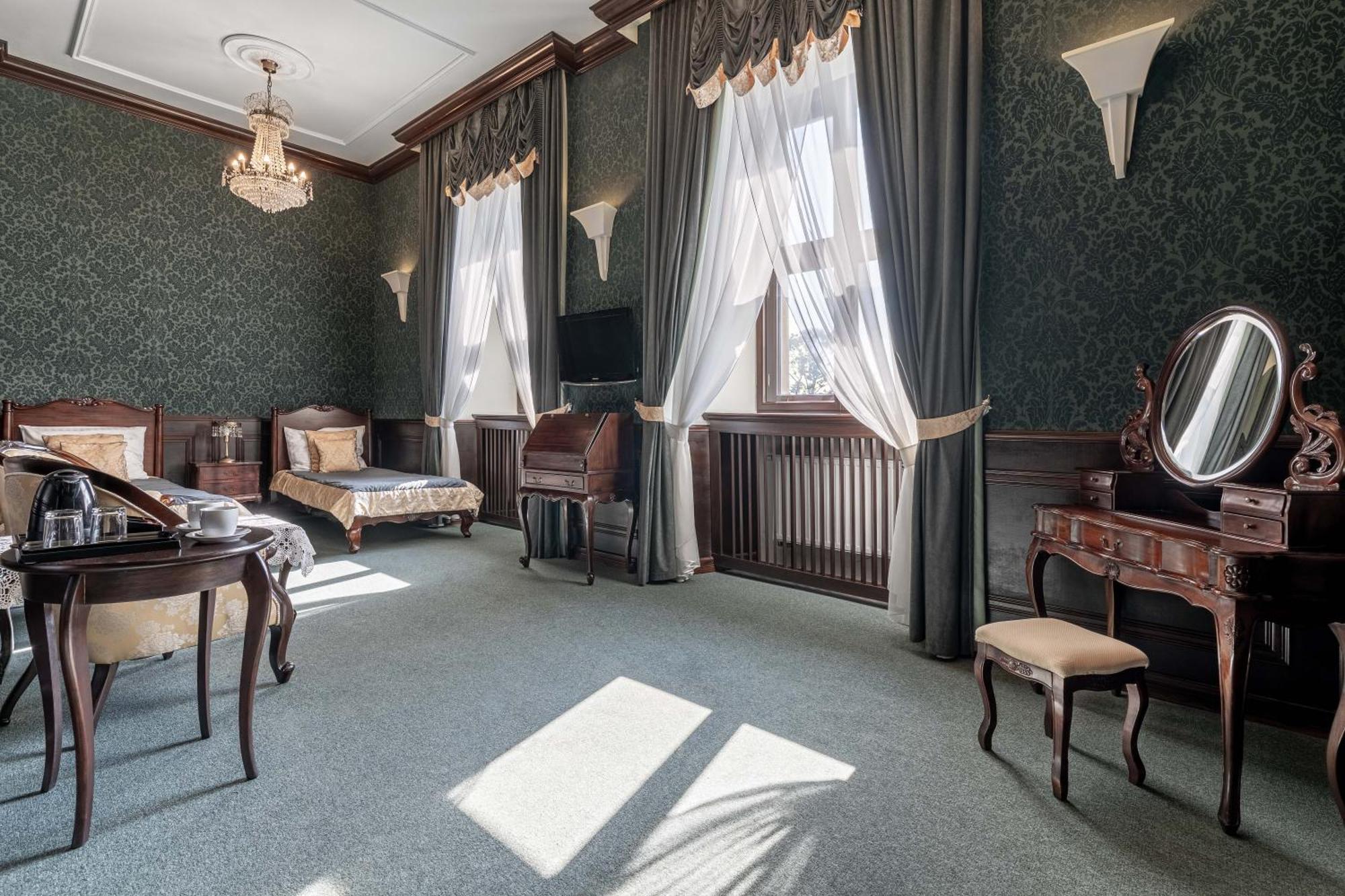 Zamek Uniejow Aparthotel Kültér fotó