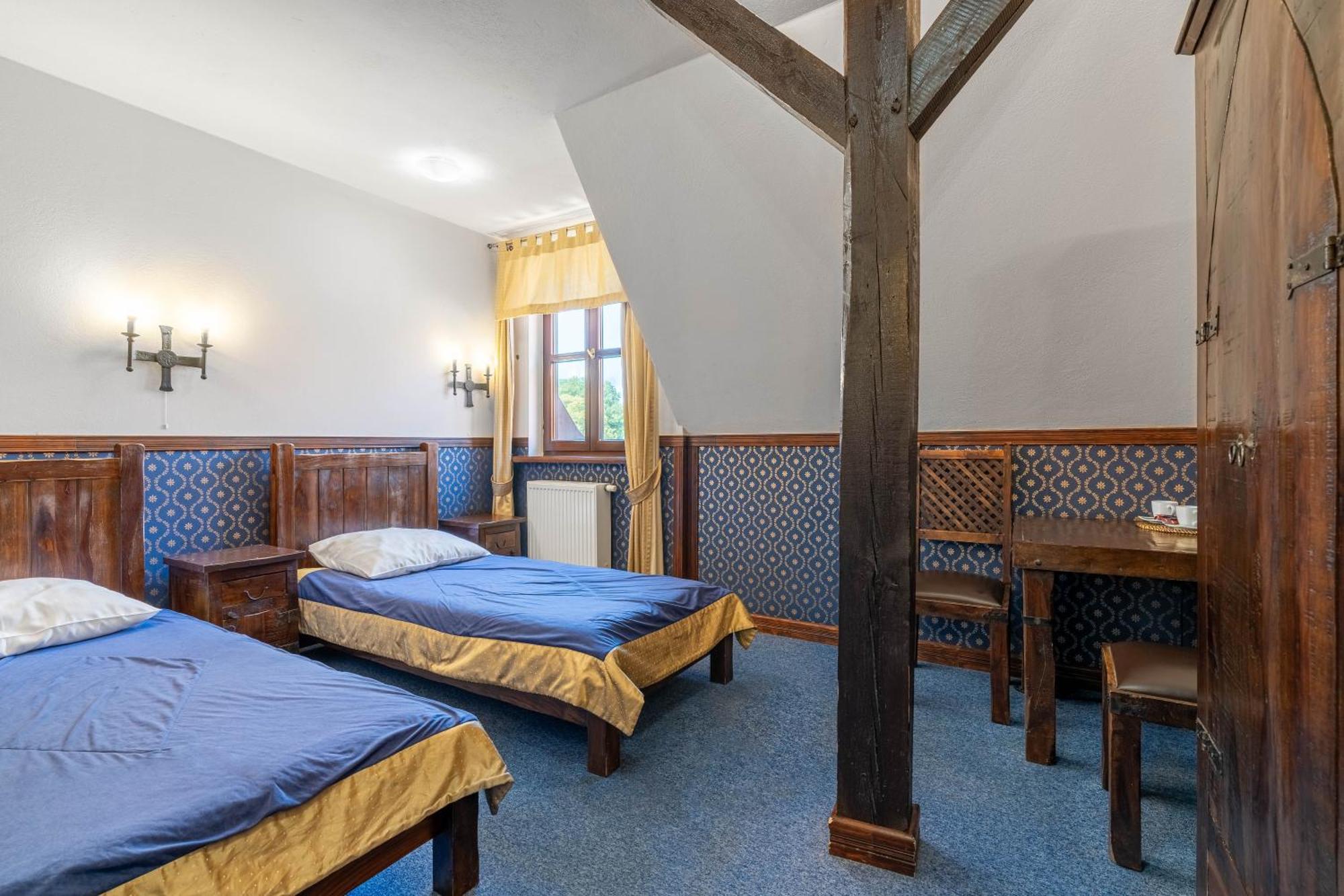 Zamek Uniejow Aparthotel Kültér fotó