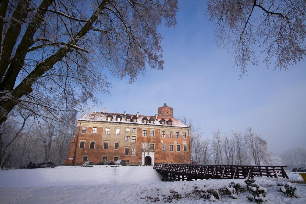 Zamek Uniejow Aparthotel Kültér fotó